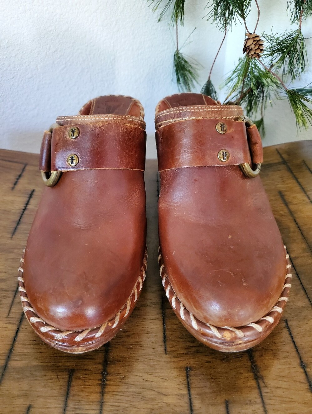 Frye Charlotte Leather Vintage Clog Mule Ring Harness Heels Western Boho - Picture 8 of 15